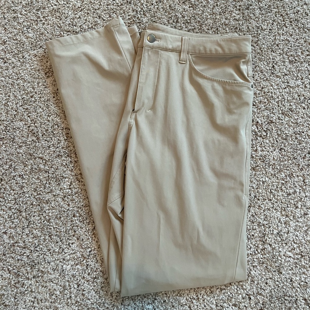 Men’s Lulu Lemon Slacks